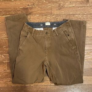 Dockers Men's Dark Brown Cotton Khaki Pants Waist 29, Length 30